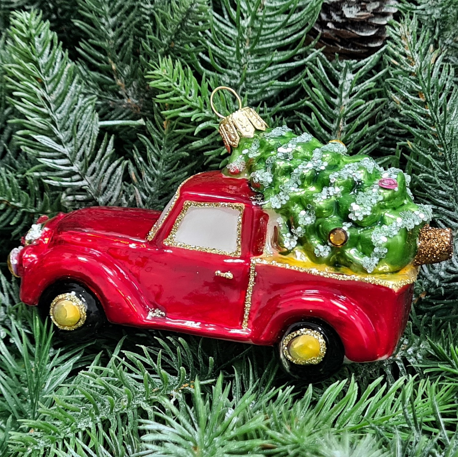 фото Стеклянная елочная игрушка Машинка с елкой