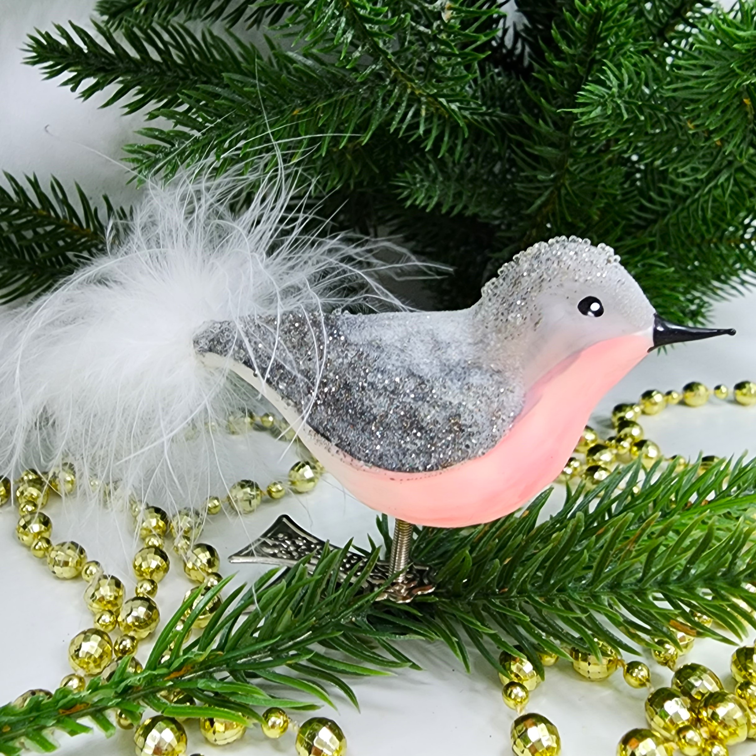 фото Стеклянная елочная игрушка Снегирь на прищепке