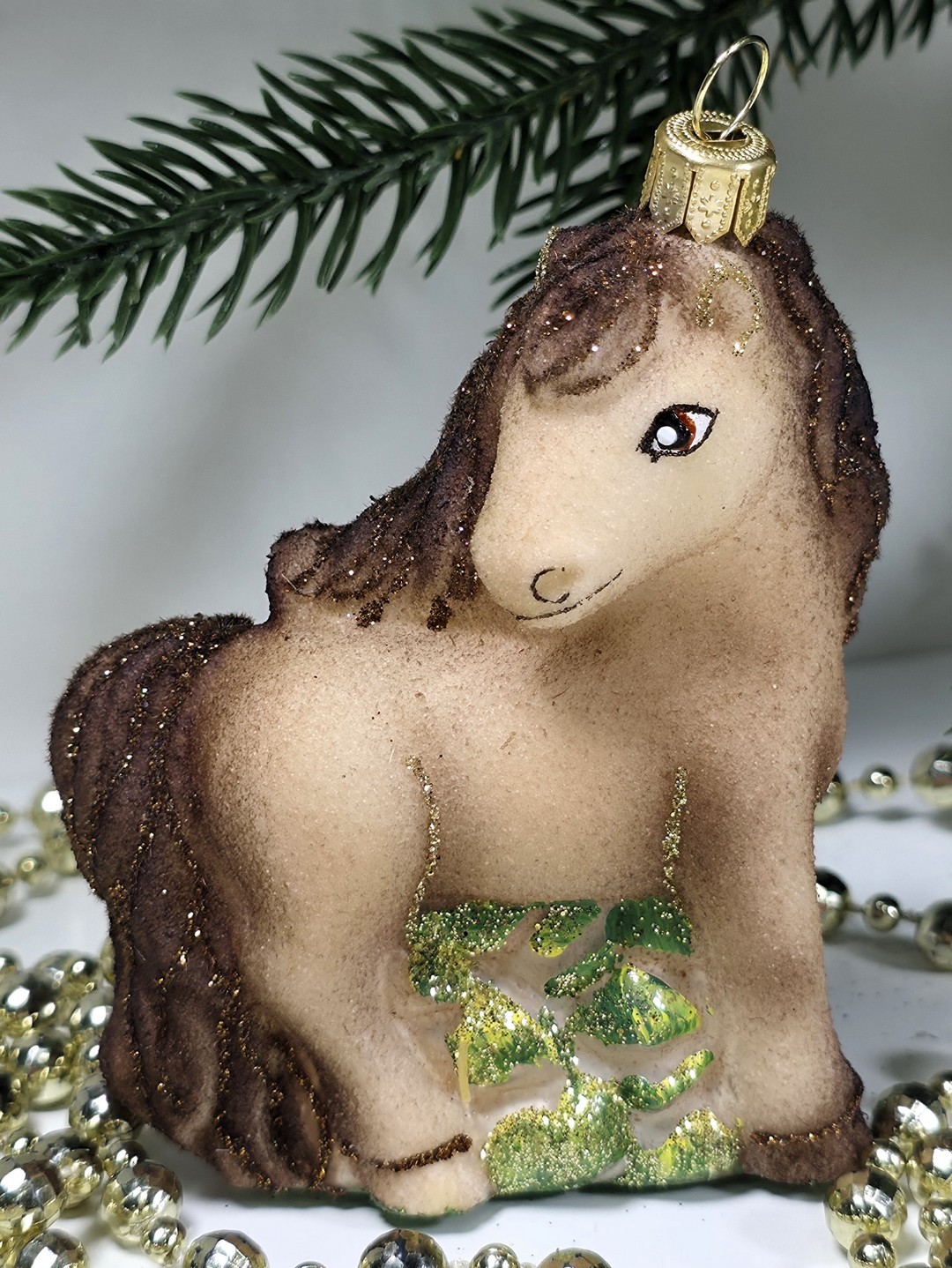 фото Стеклянная елочная игрушка Лошадка смотрит в бок