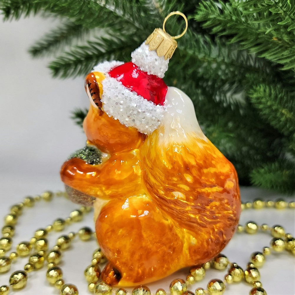 фото Стеклянная елочная игрушка Белочка с орехом