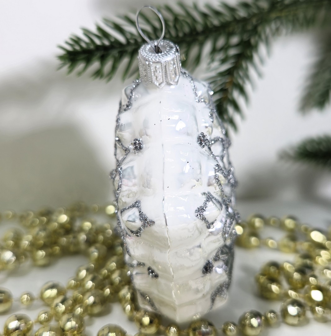 фото Стеклянная елочная игрушка Снежинка