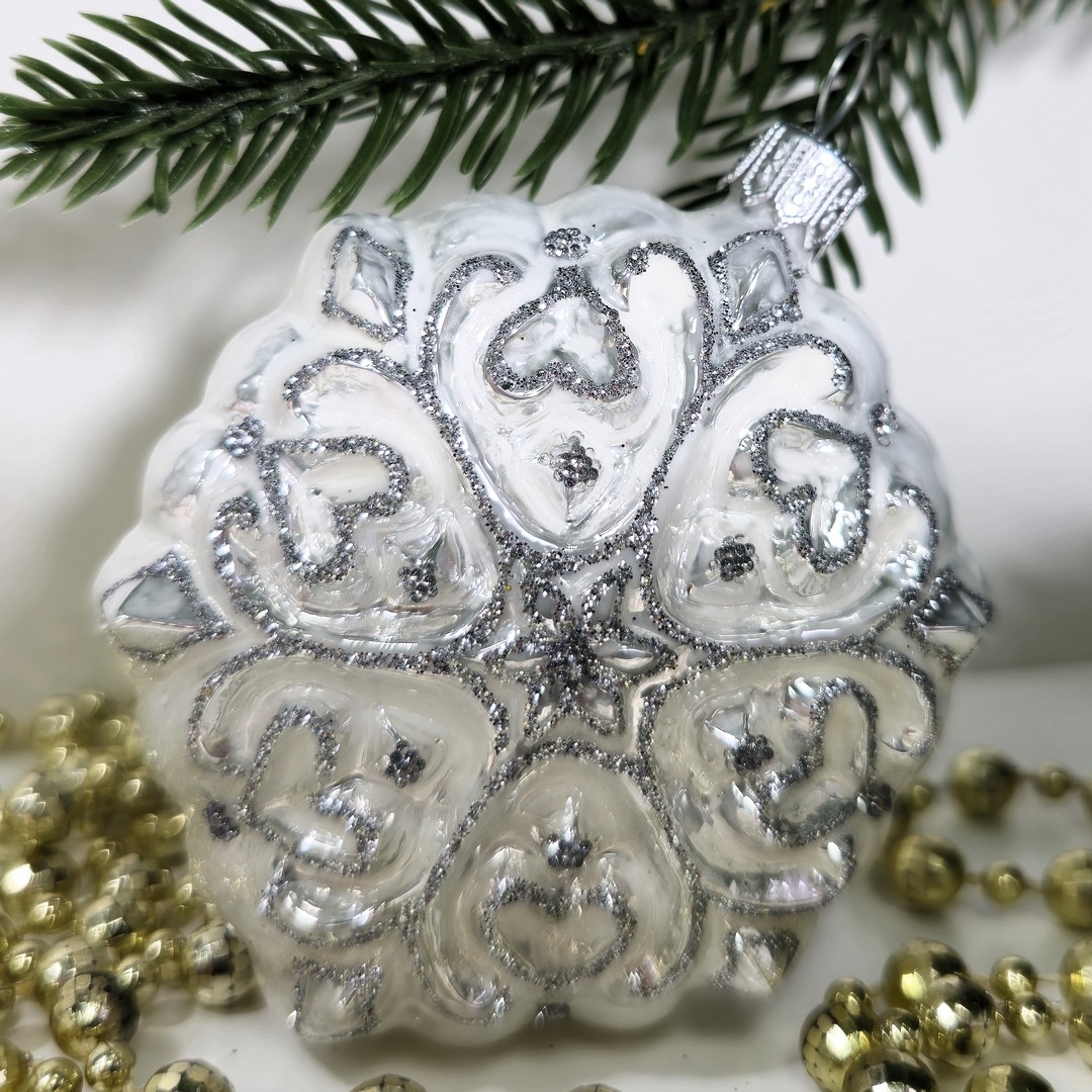 фото Стеклянная елочная игрушка Снежинка