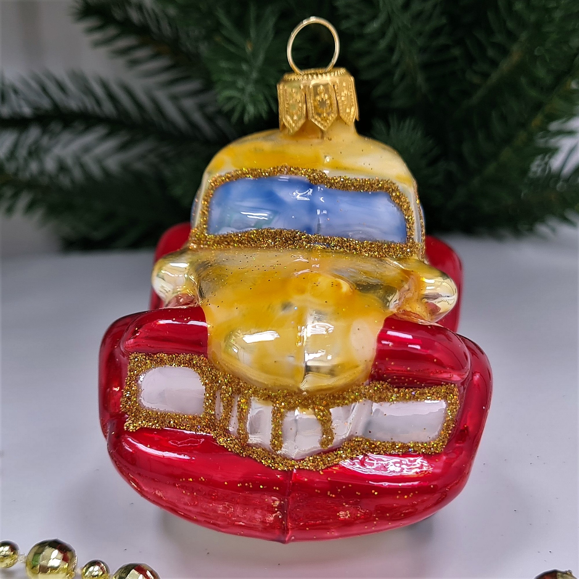 фото Стеклянная елочная игрушка Машинка