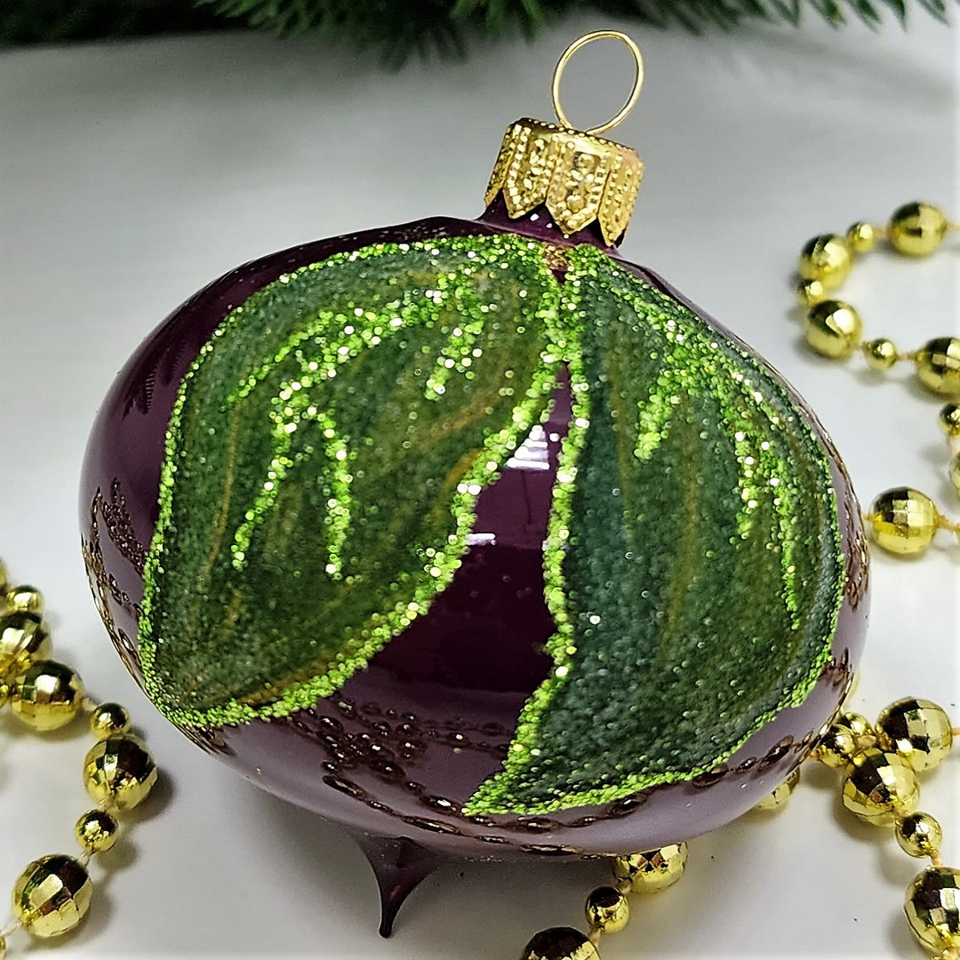 фото Стеклянная елочная игрушка Свекла