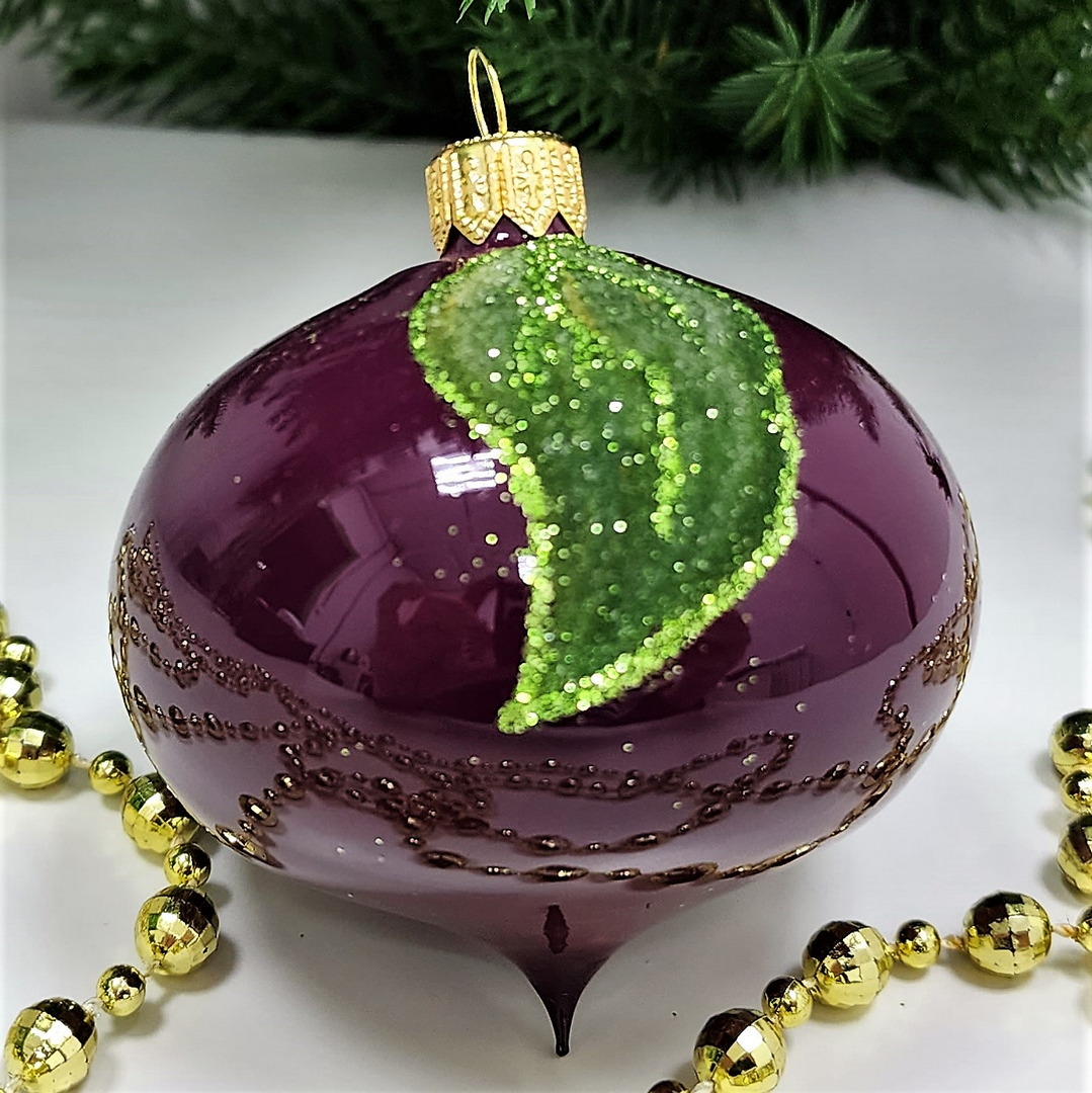 фото Стеклянная елочная игрушка Свекла