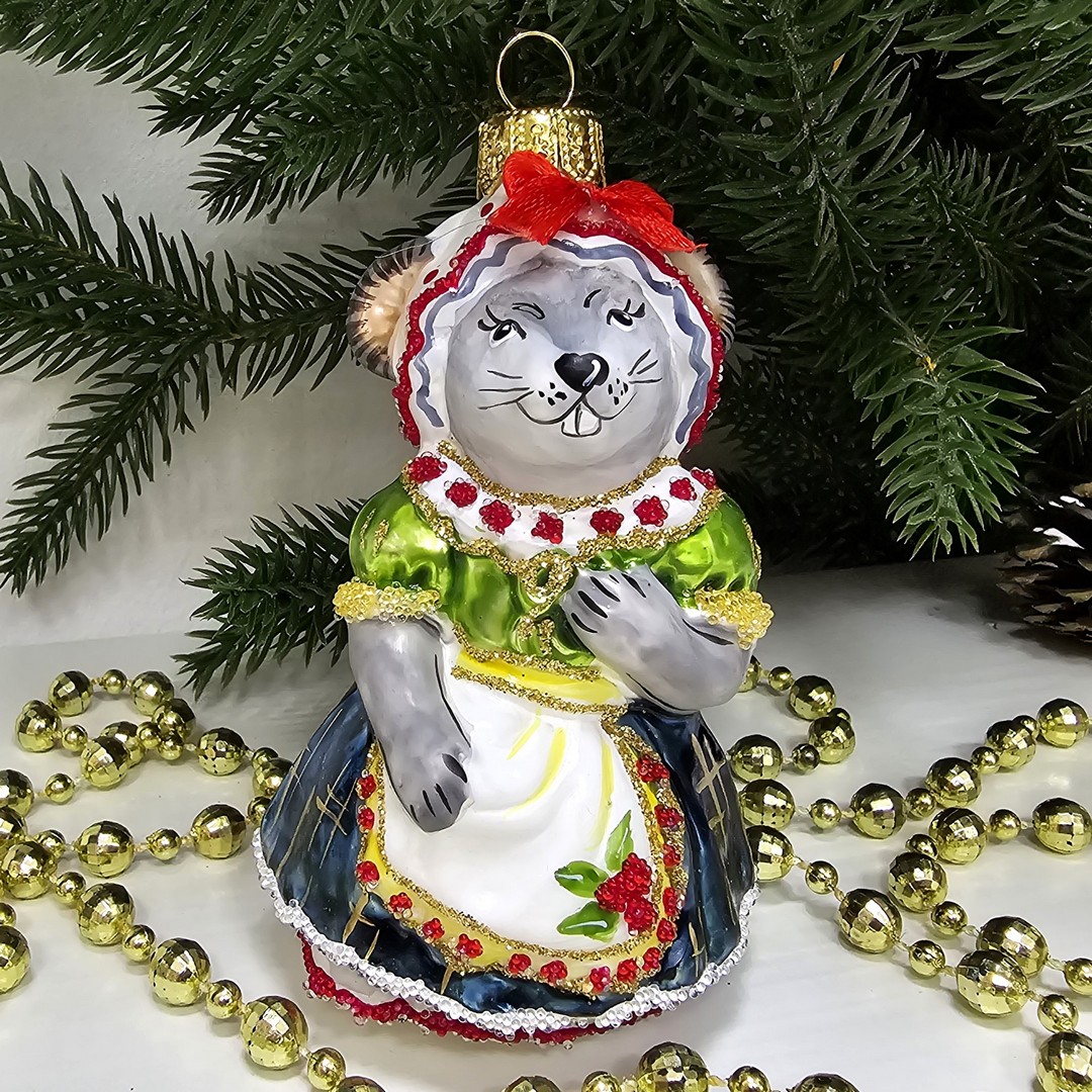 фото Стеклянная елочная игрушка Мышка хозяйка