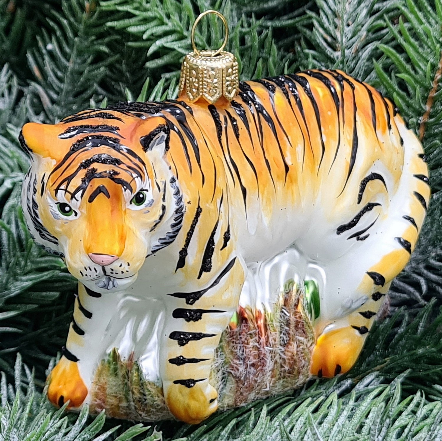 фото Стеклянная елочная игрушка Амурский тигр