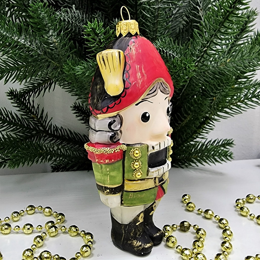 фото Стеклянная елочная игрушка Щелкунчик винтаж зеленый