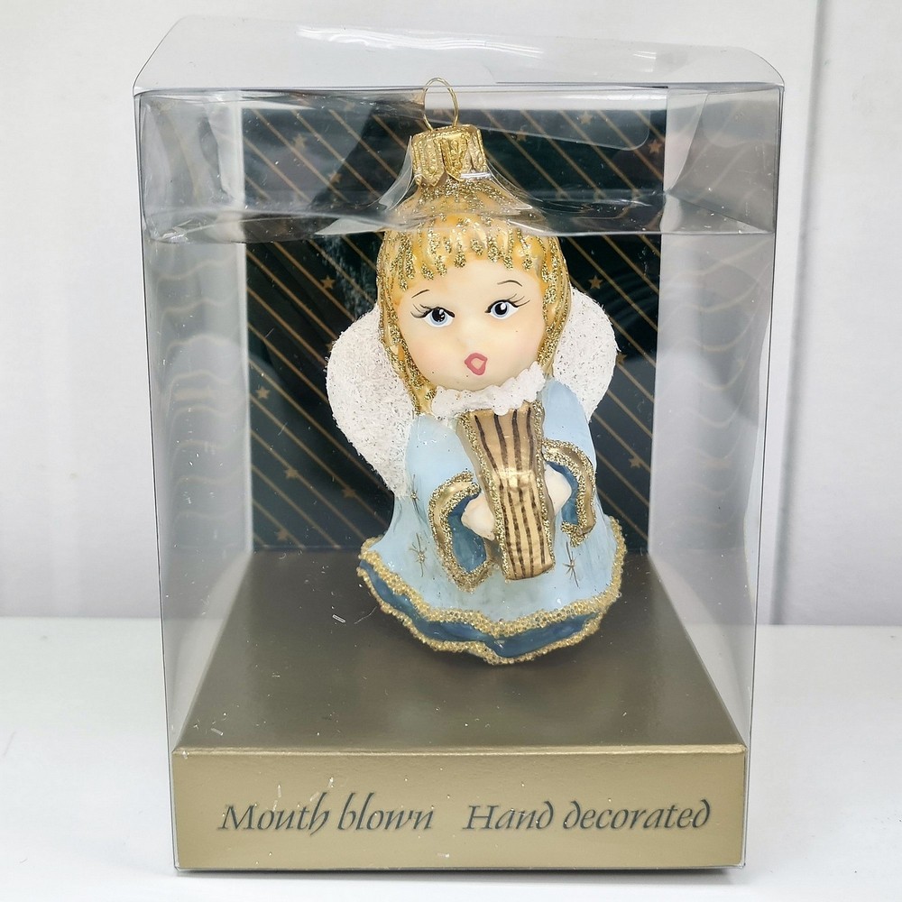 фото Стеклянная елочная игрушка Ангелочек с книгой