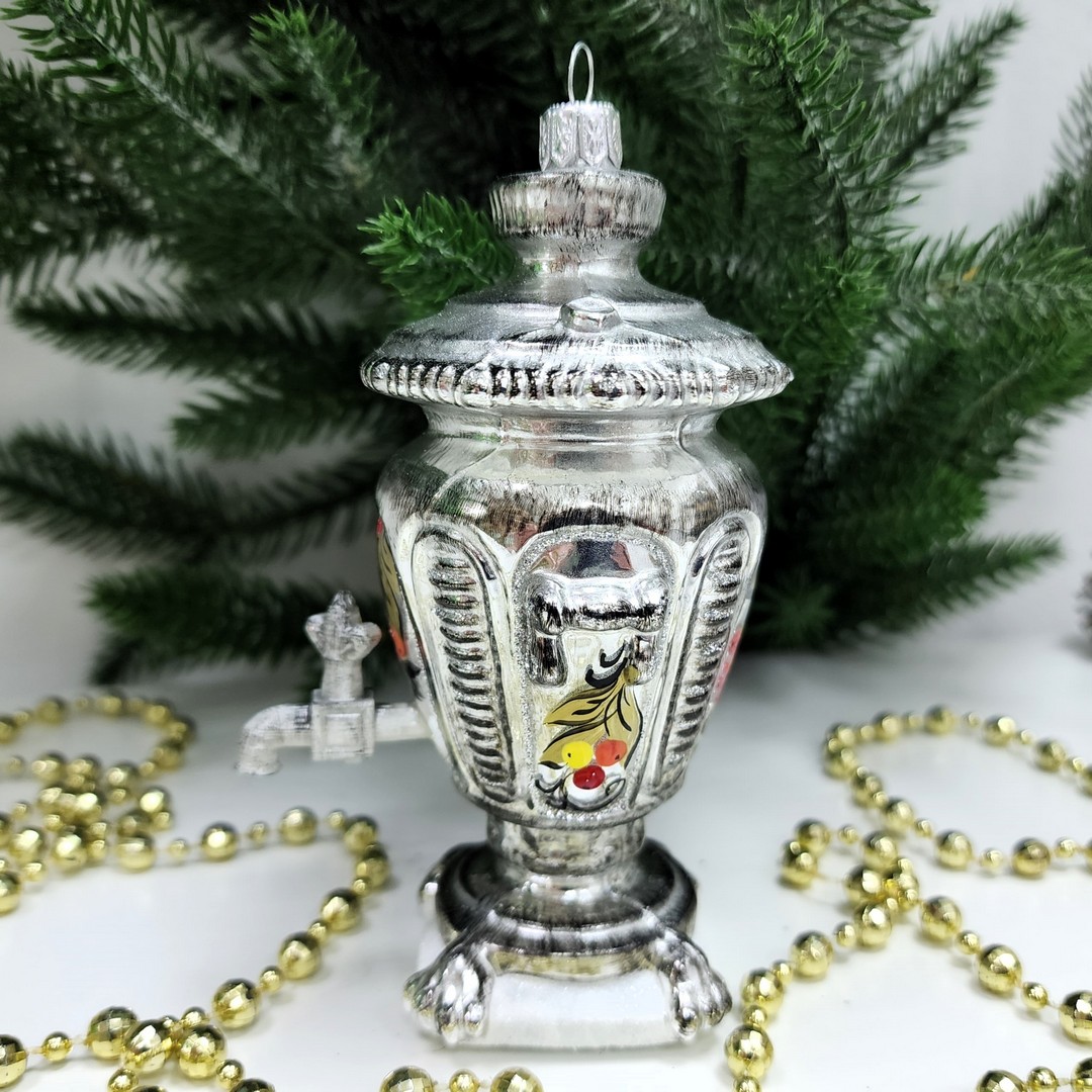 фото Стеклянная елочная игрушка Самовар