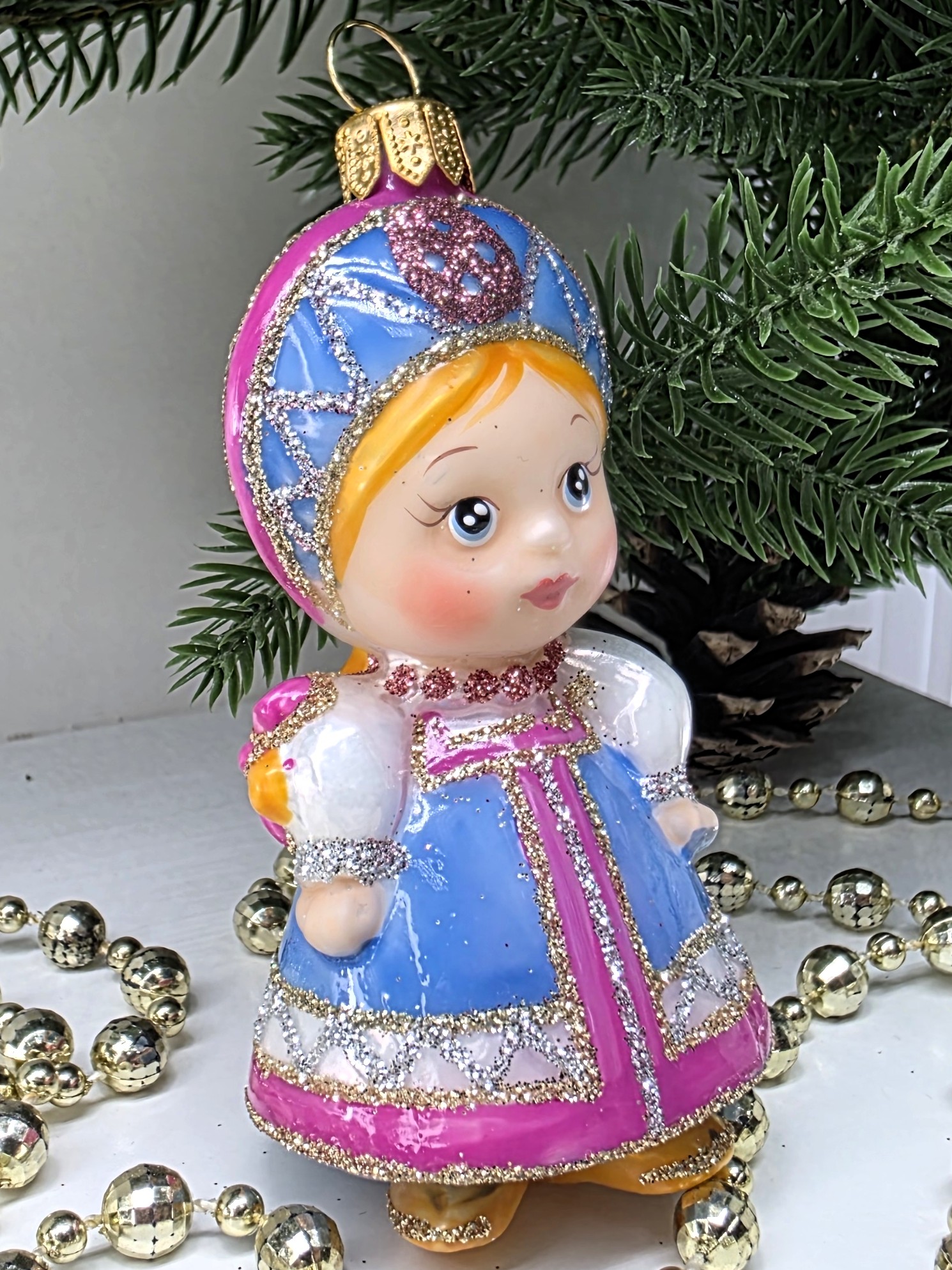 фото Стеклянная ёлочная игрушка Василиса-1