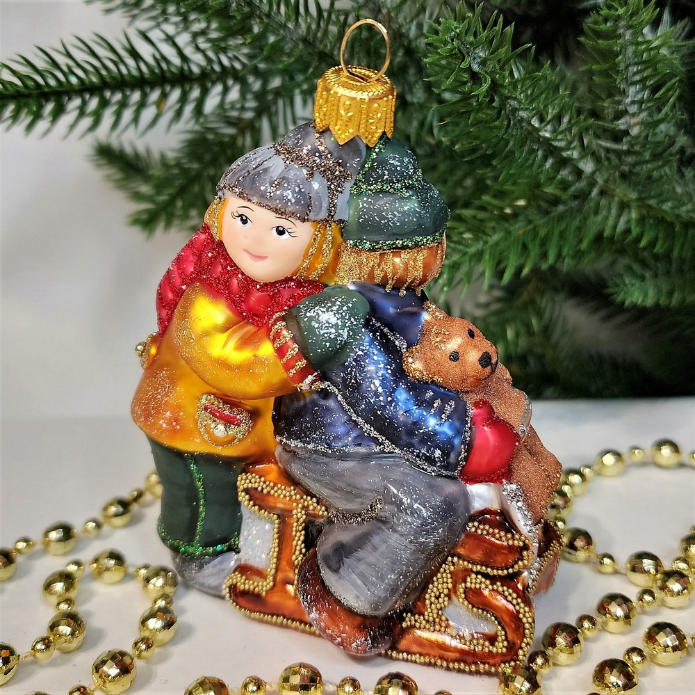 фото Стеклянная елочная игрушка Царские дети на санях