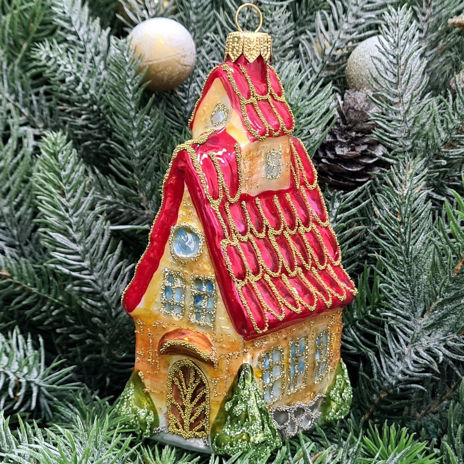 фото Стеклянная елочная игрушка Домик с острой крышей