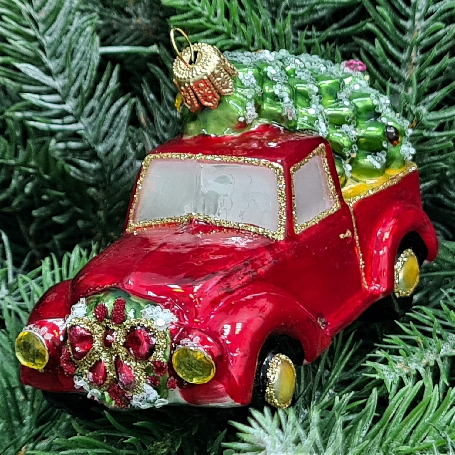 фото Стеклянная елочная игрушка Машинка с елкой