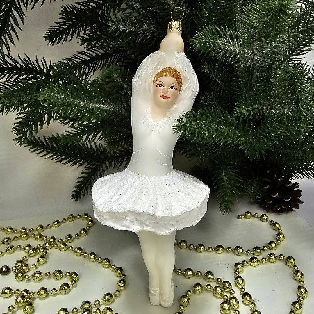 фото Стеклянная елочная игрушка Балерина
