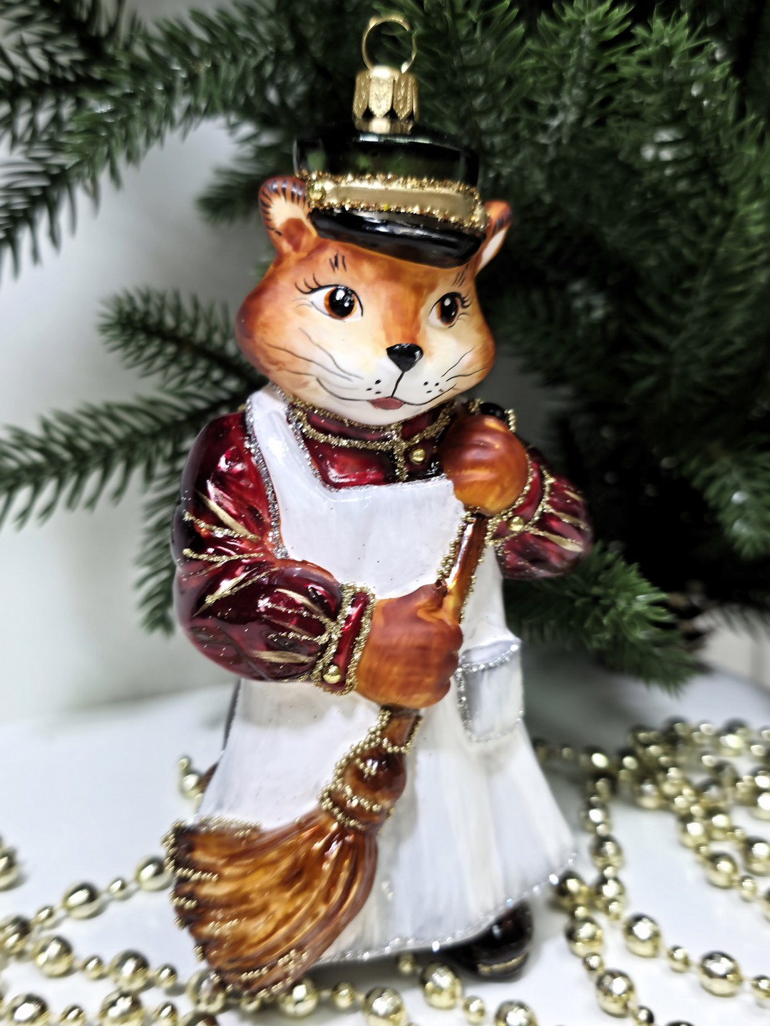 фото Стеклянная елочная игрушка Котофей дворник