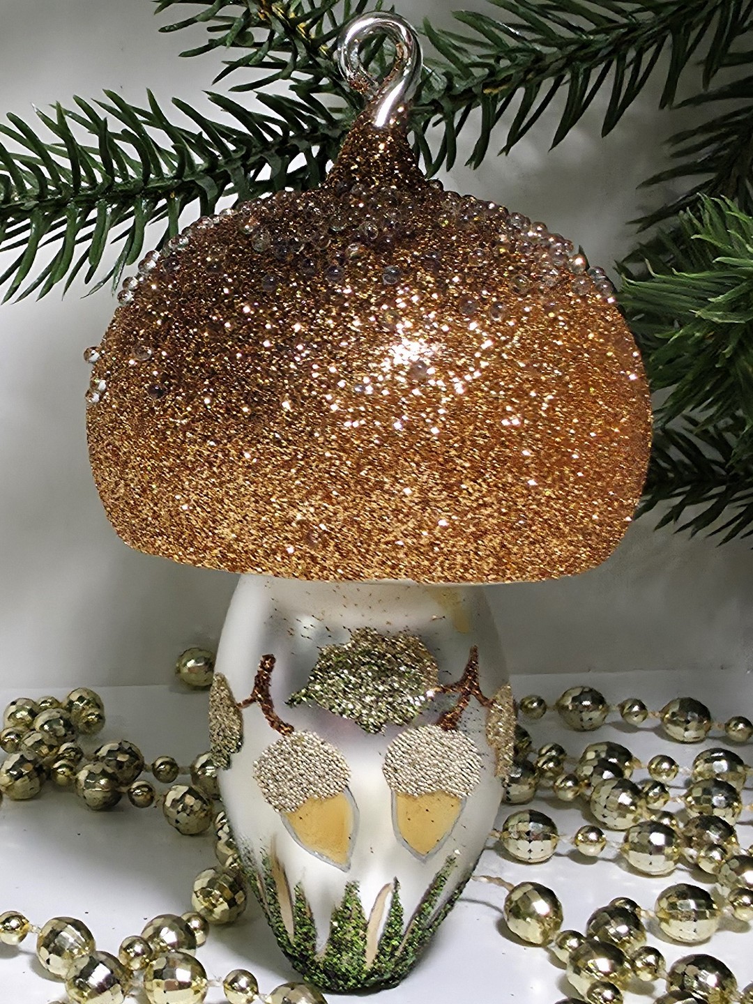 фото Стеклянная елочная игрушка Грибочек