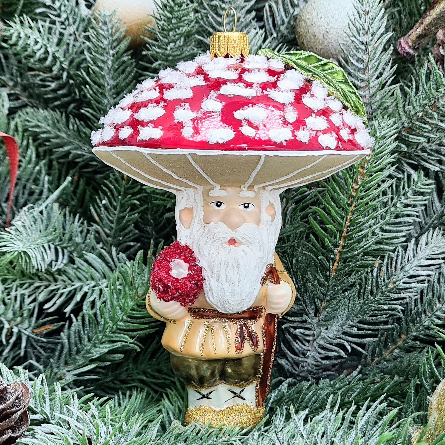 фото Стеклянная елочная игрушка Гриб Боровик мухомор