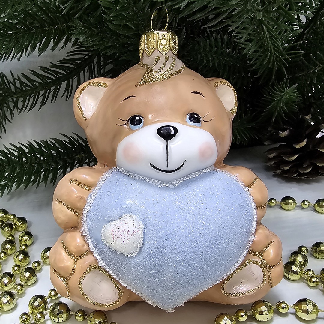 фото Стеклянная елочная игрушка Мишка с сердцем