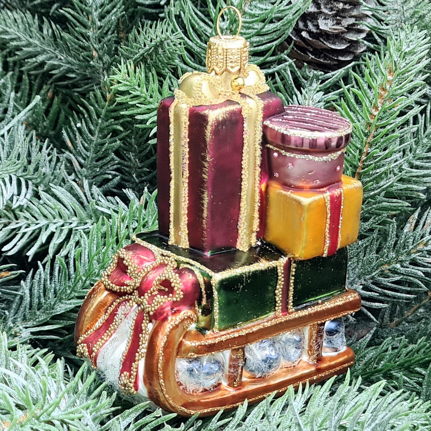 фото Стеклянная елочная игрушка Саночки