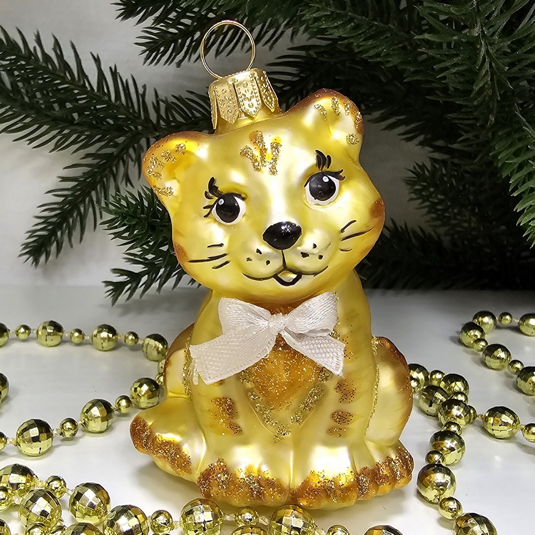 фото Стеклянная елочная игрушка Котенок