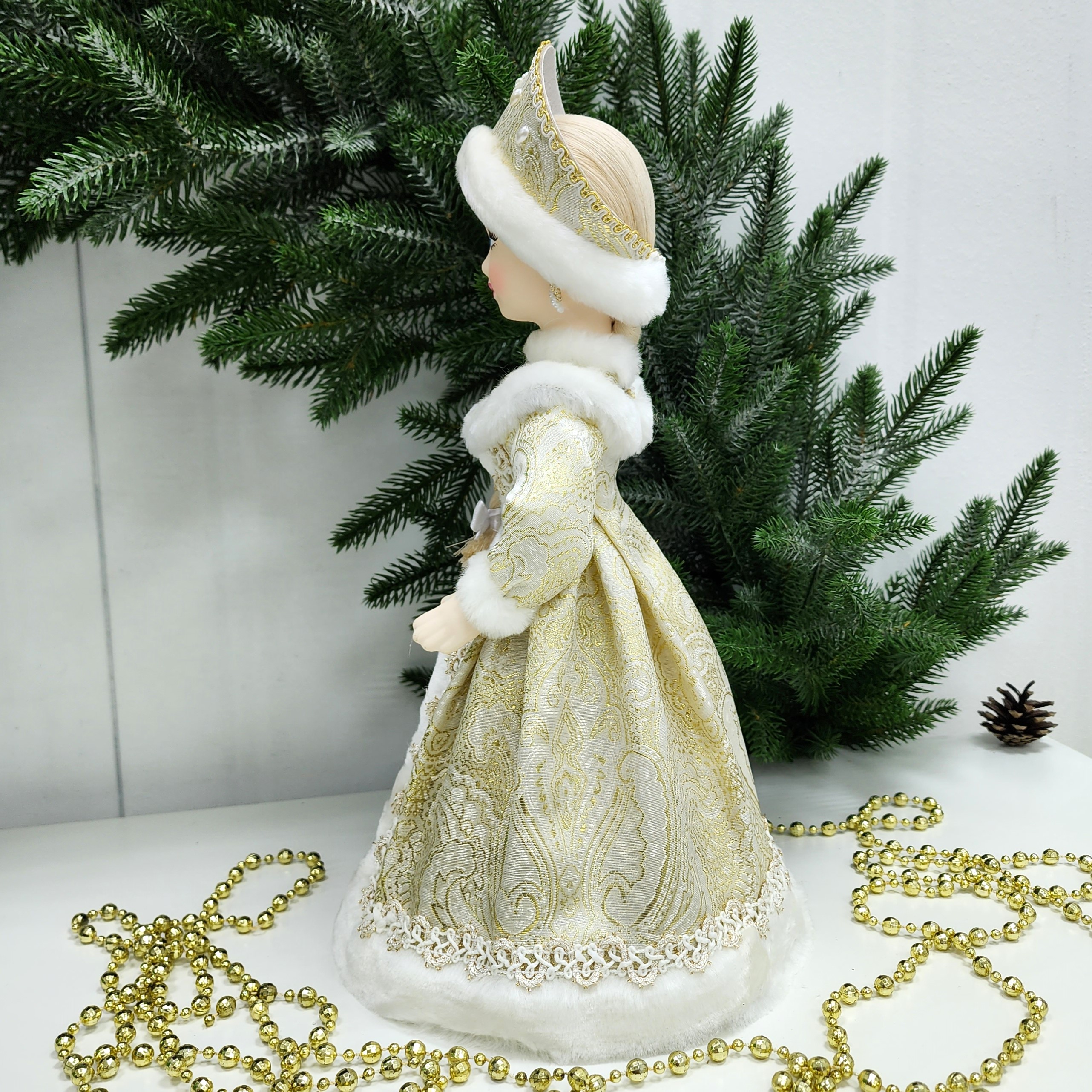 фото Кукла Снегурочка под елку 35 см