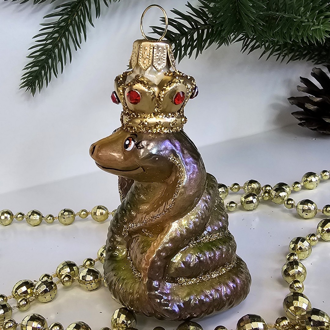 фото Стеклянная елочная игрушка Кобра в короне