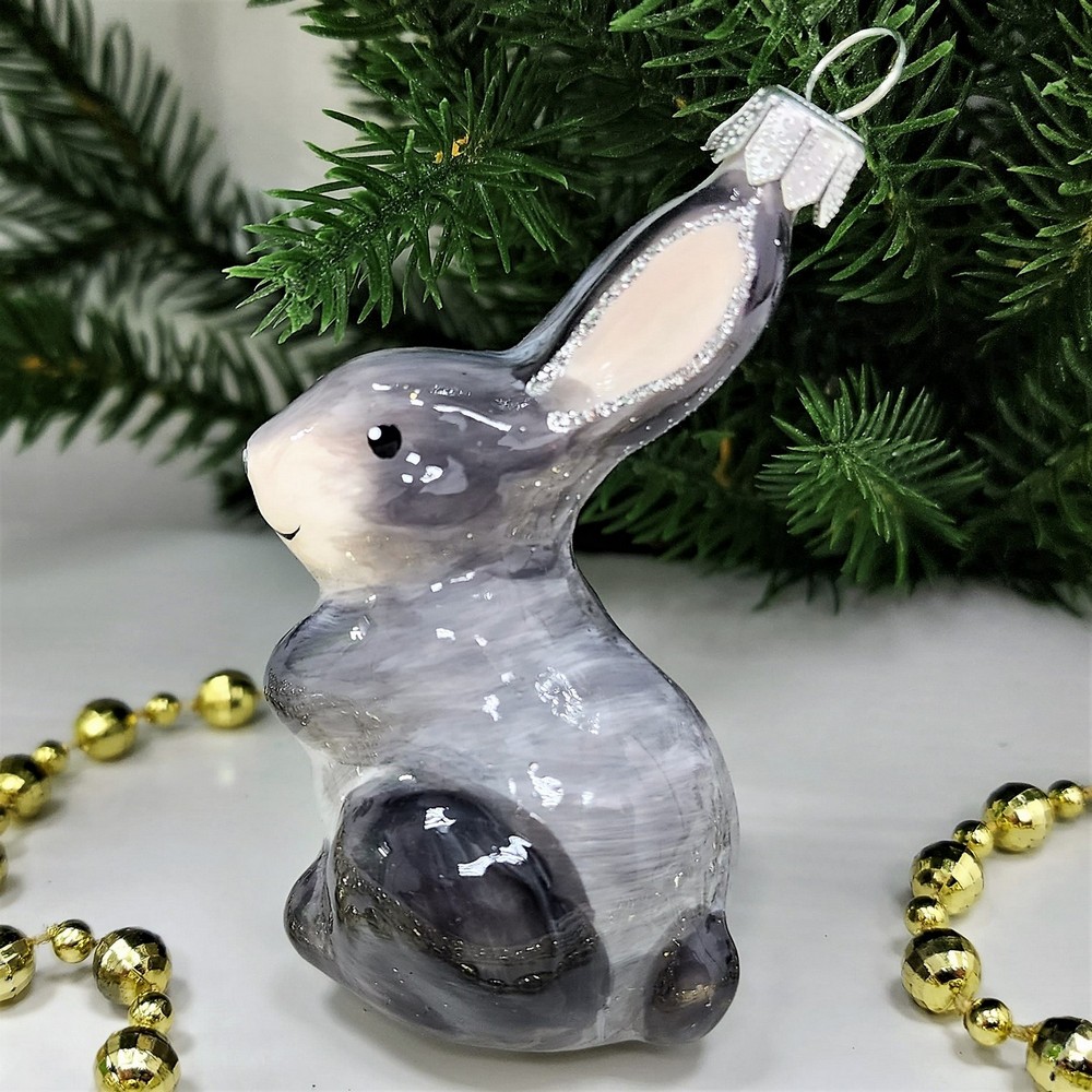 фото Стеклянная елочная игрушка Зайка серенький
