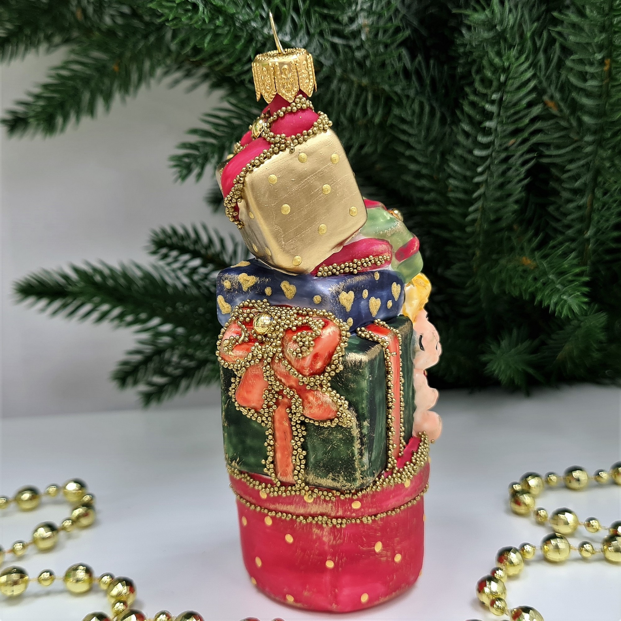 фото Стеклянная елочная игрушка Подарки винтаж