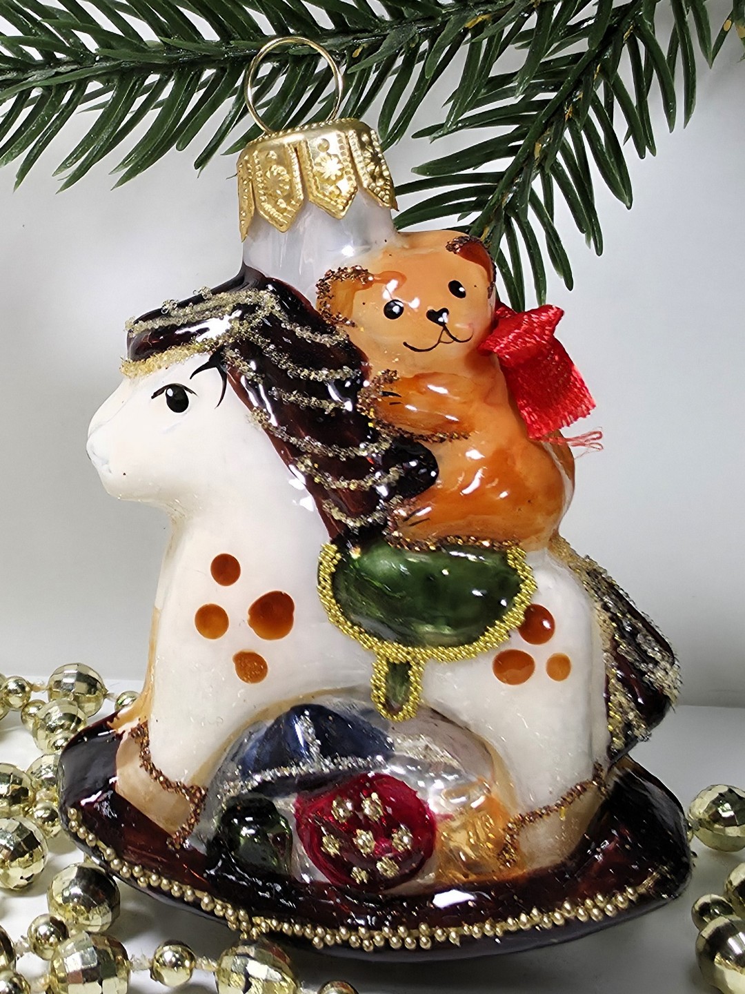 фото Стеклянная елочная игрушка Мишка на лошадке