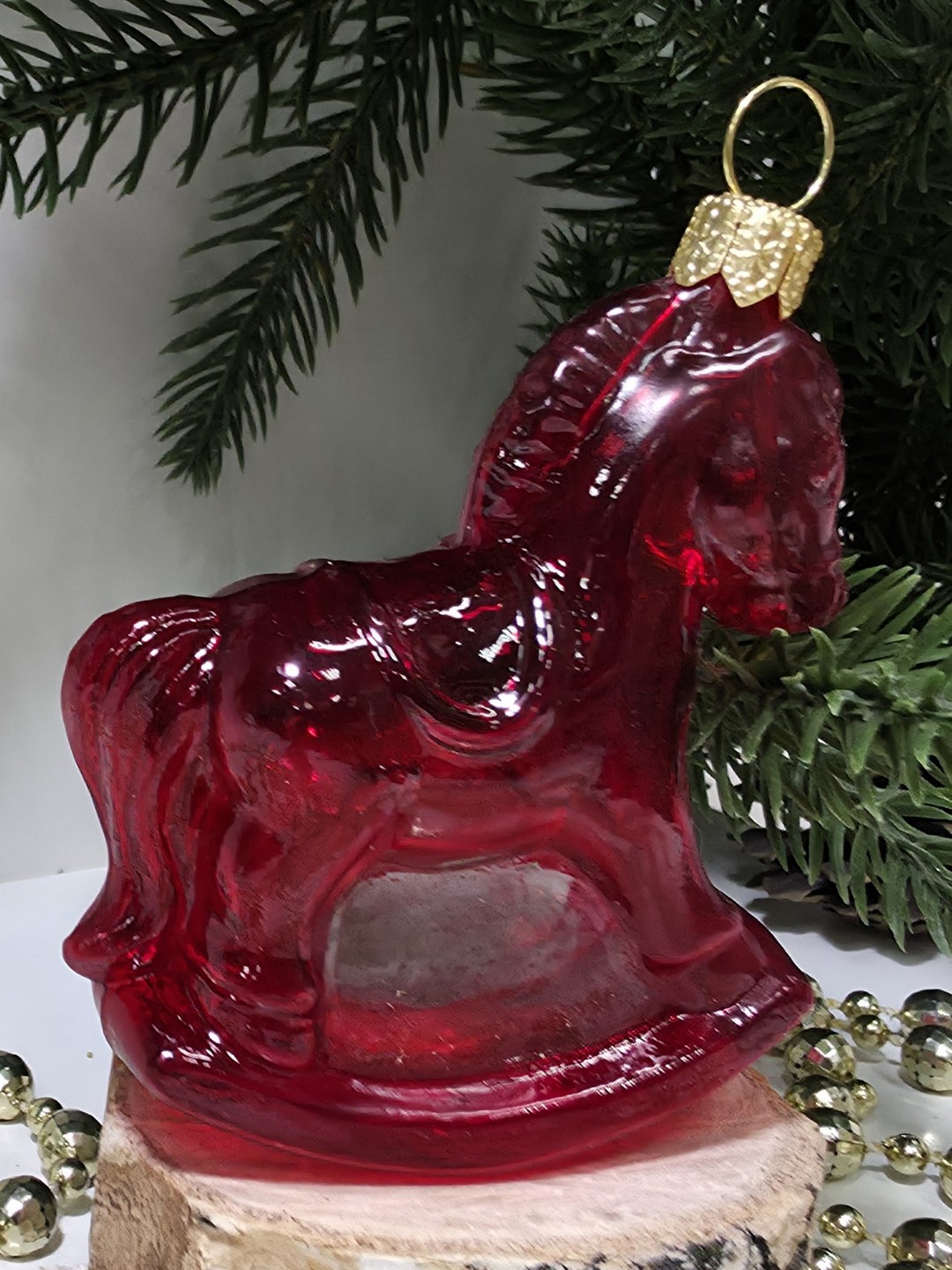 фото Стеклянная елочная игрушка Лошадка качалка малая красная