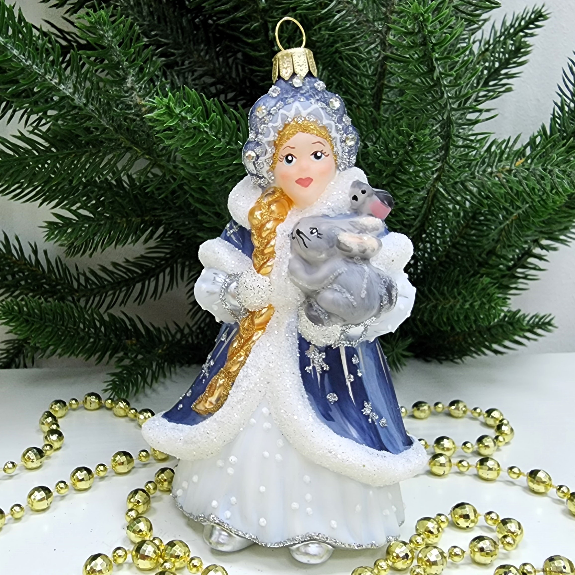 фото Стеклянная елочная игрушка Снегурочка с зайкой и птичкой