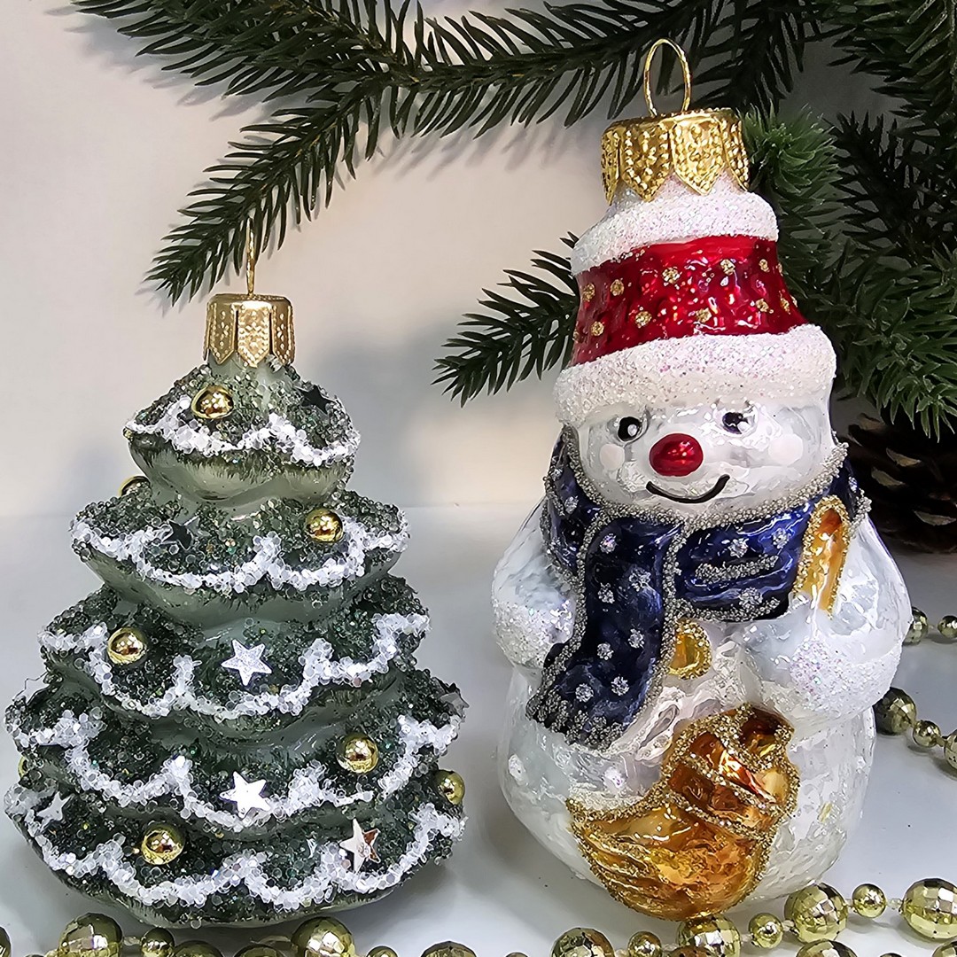 фото Набор стеклянных ёлочных игрушек Irena-Co Снеговик с метлой и елочка