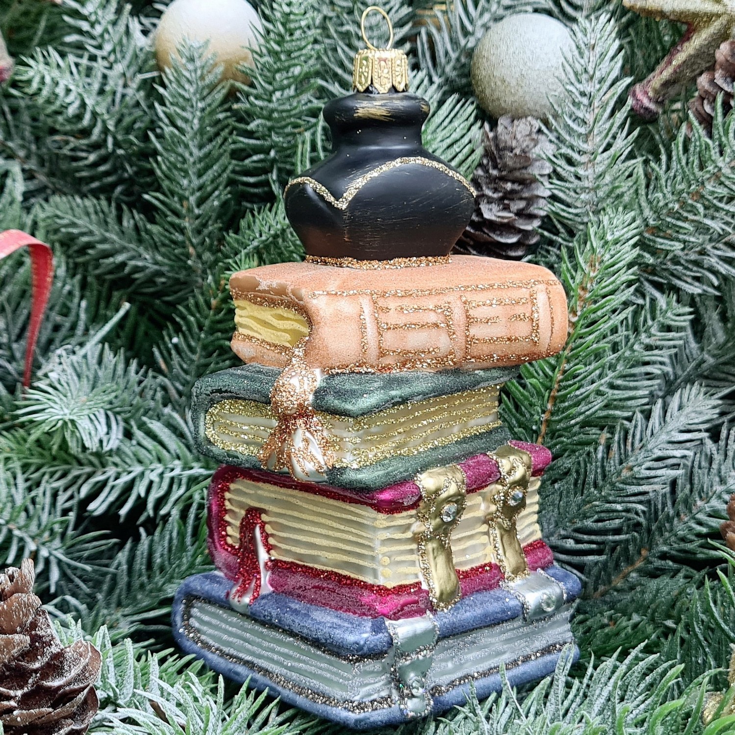 фото Стеклянная елочная игрушка Стопка книг сахар