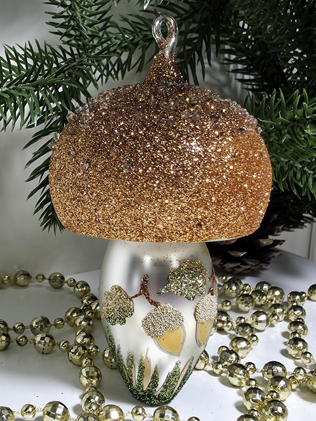 фото Стеклянная елочная игрушка Грибочек