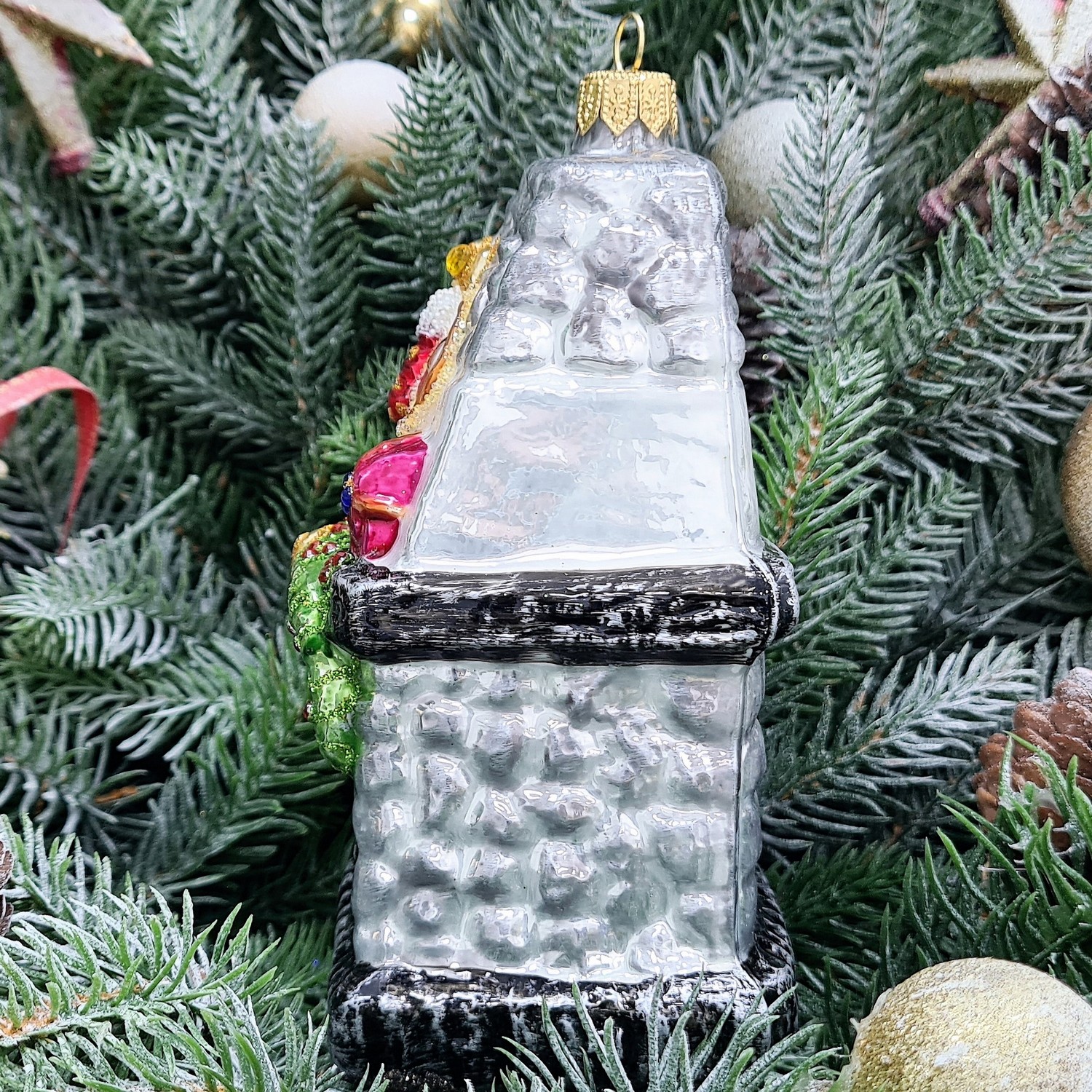 фото Стеклянная елочная игрушка Камин