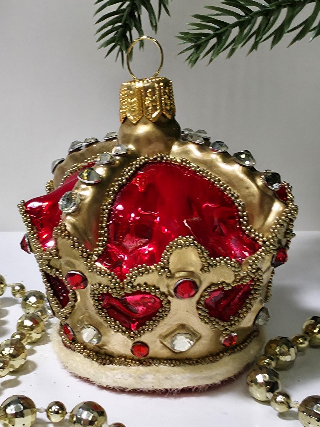 фото Стеклянная елочная игрушка Корона красная