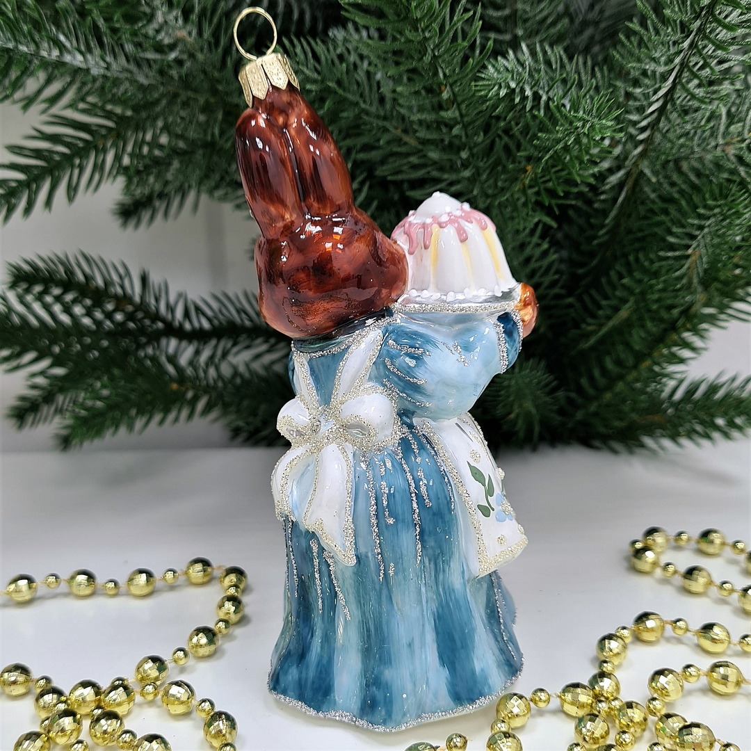 фото Стеклянная елочная игрушка Зайчиха с тортом-1