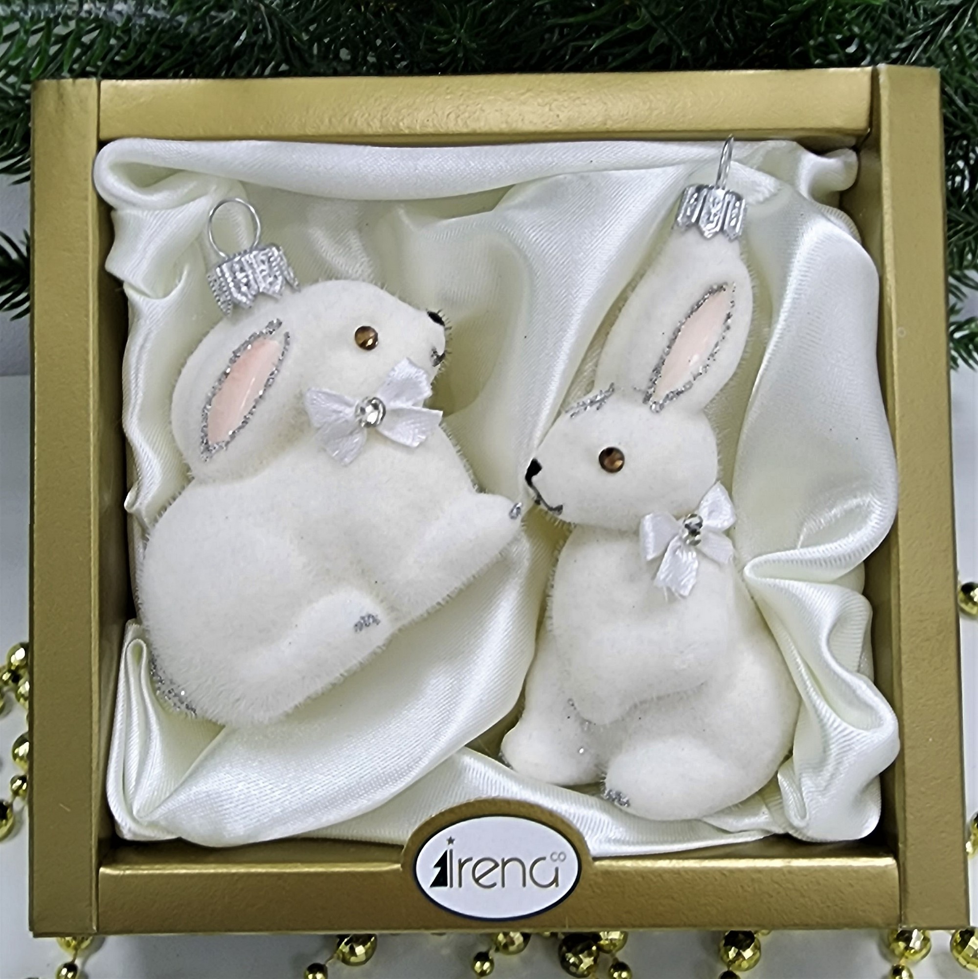 фото Набор ёлочных игрушек Два зайчика флок белые