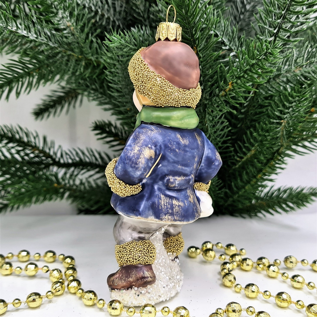 фото Стеклянная елочная игрушка Мальчик с коньками винтаж