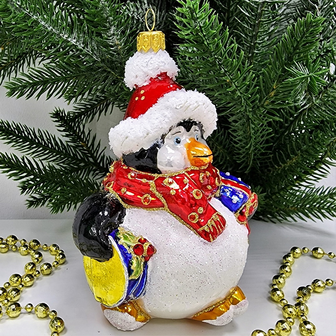 фото Стеклянная елочная игрушка Пингвин с барабаном