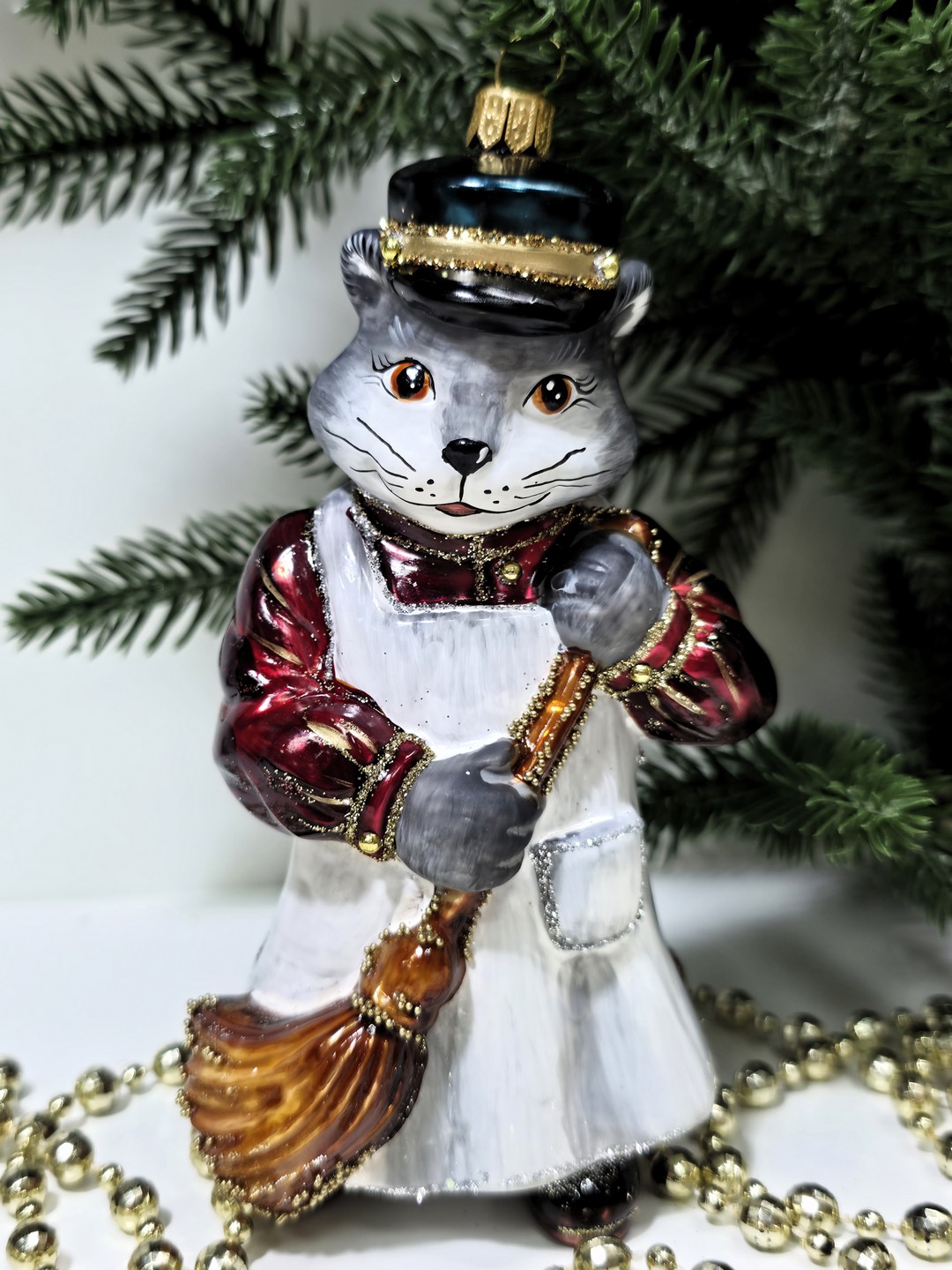 фото Стеклянная елочная игрушка Котофей дворник