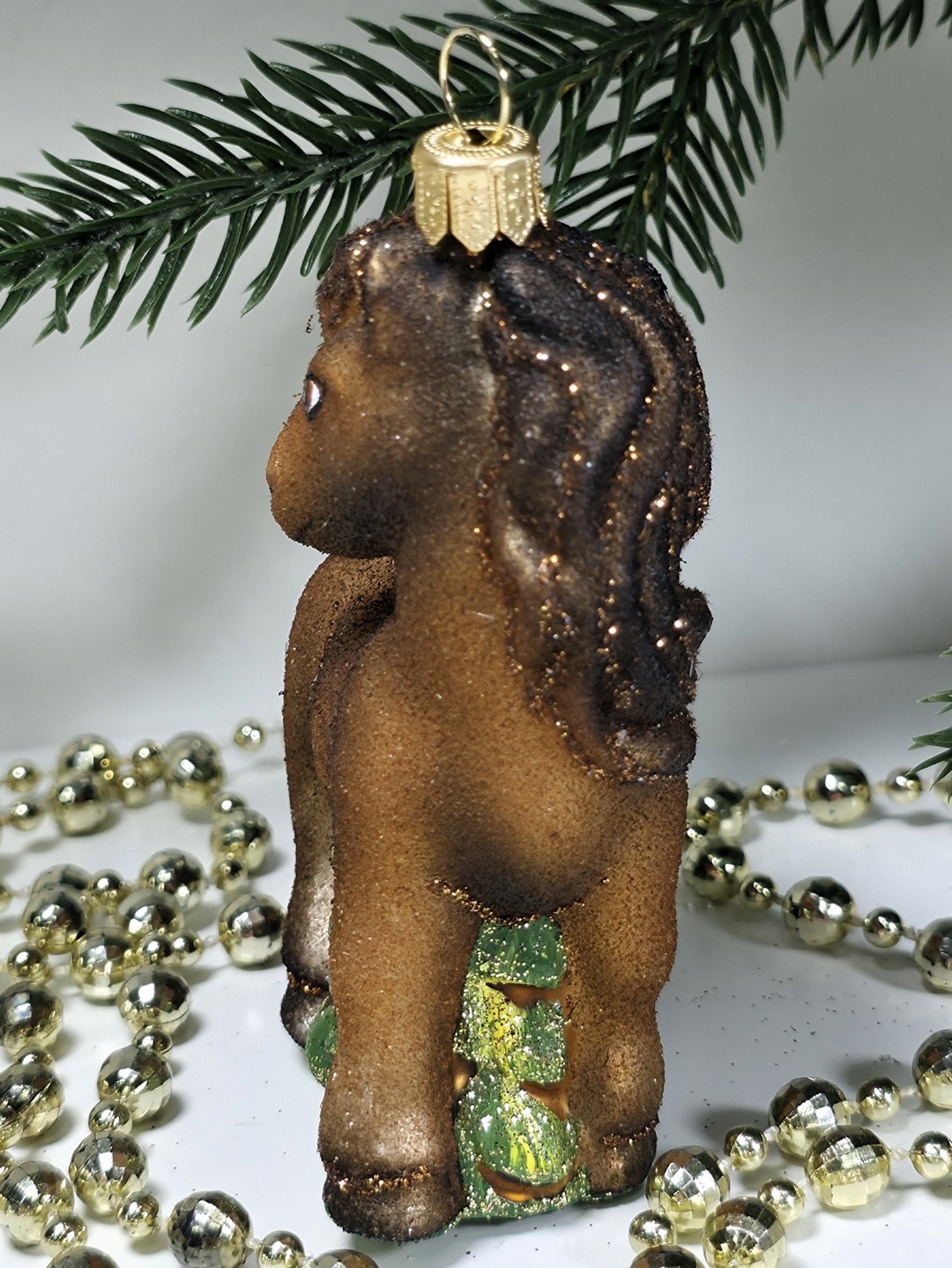 фото Стеклянная елочная игрушка Лошадка смотрит в бок