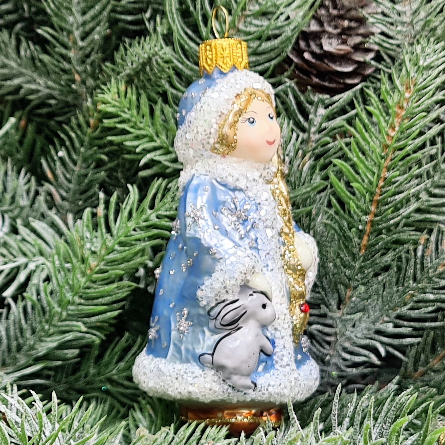 фото Стеклянная елочная игрушка Снегурочка маленькая