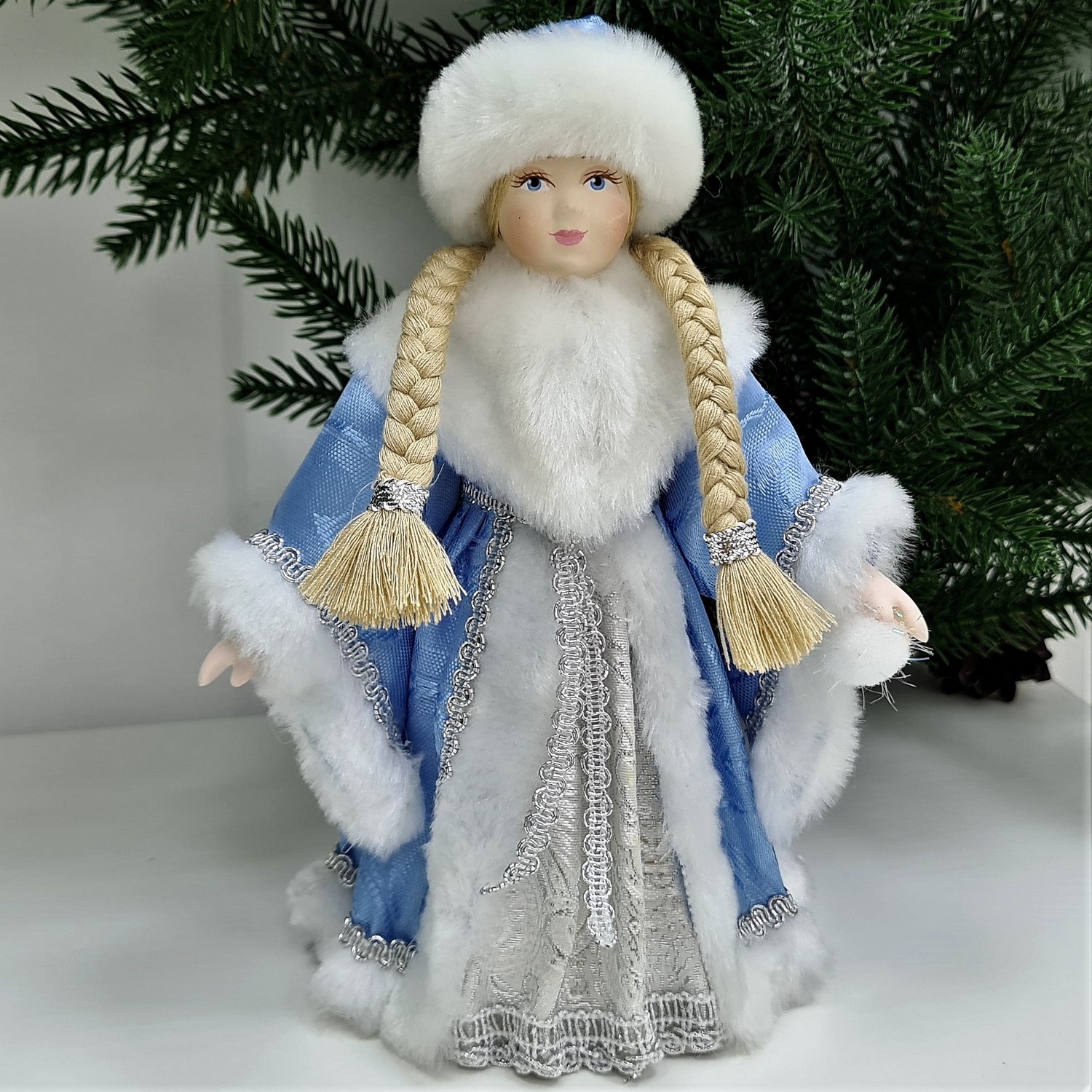 фото Кукла Снегурочка под елку 20 см