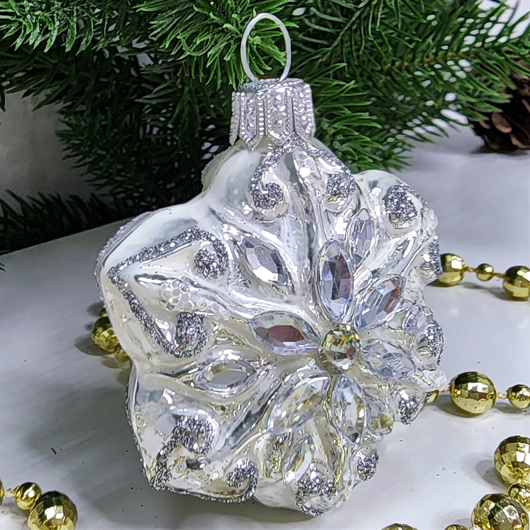 фото Стеклянная елочная игрушка Снежинка