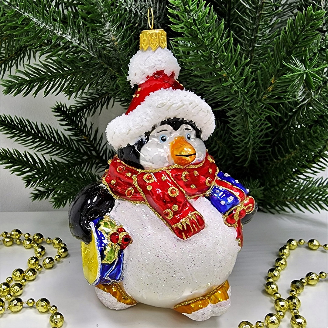 фото Стеклянная елочная игрушка Пингвин с барабаном