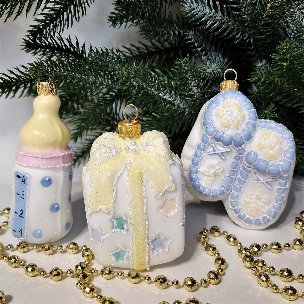 фото Набор ёлочных игрушек Бутылочка, подарок и пинетки