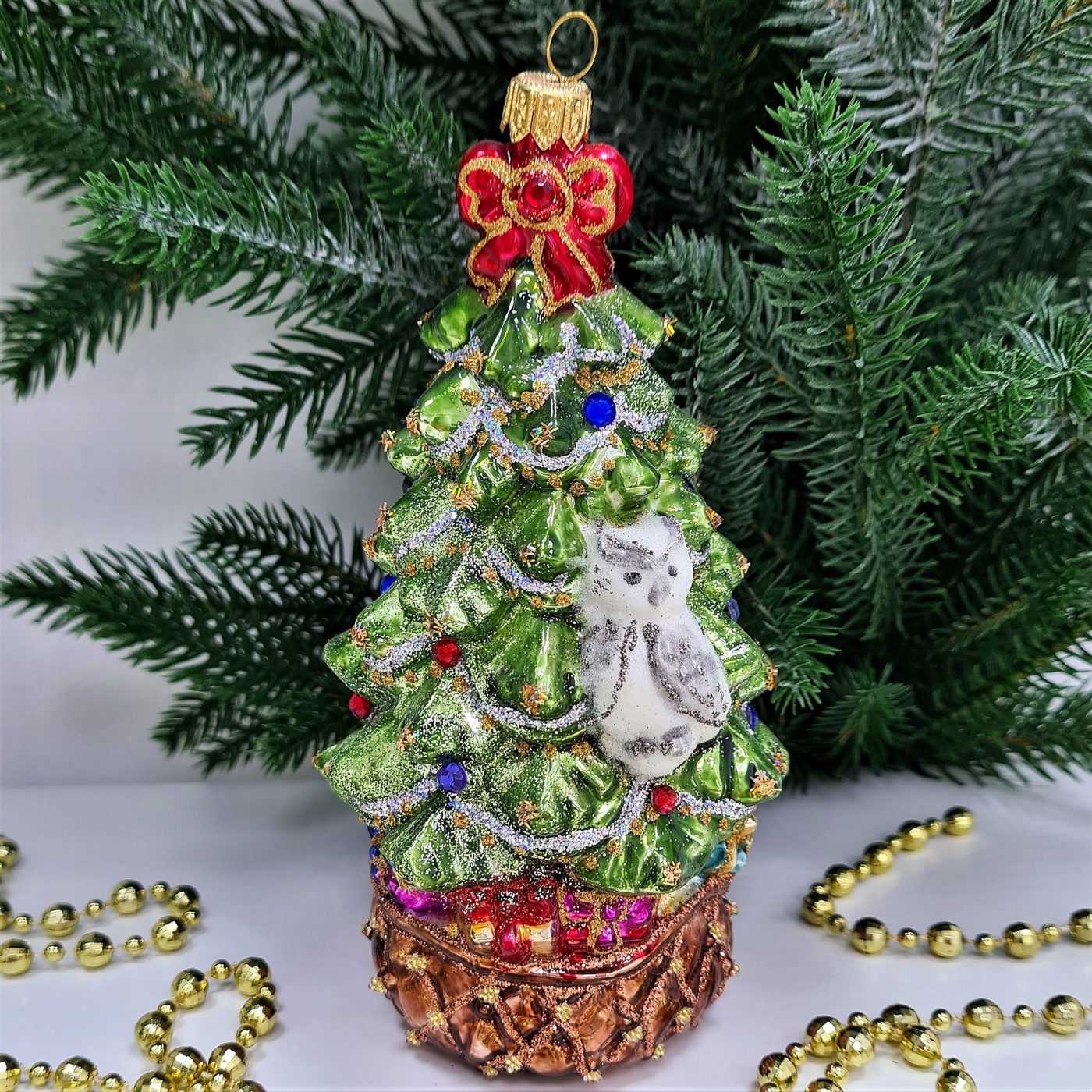 фото Стеклянная елочная игрушка Елка с совой и бантом