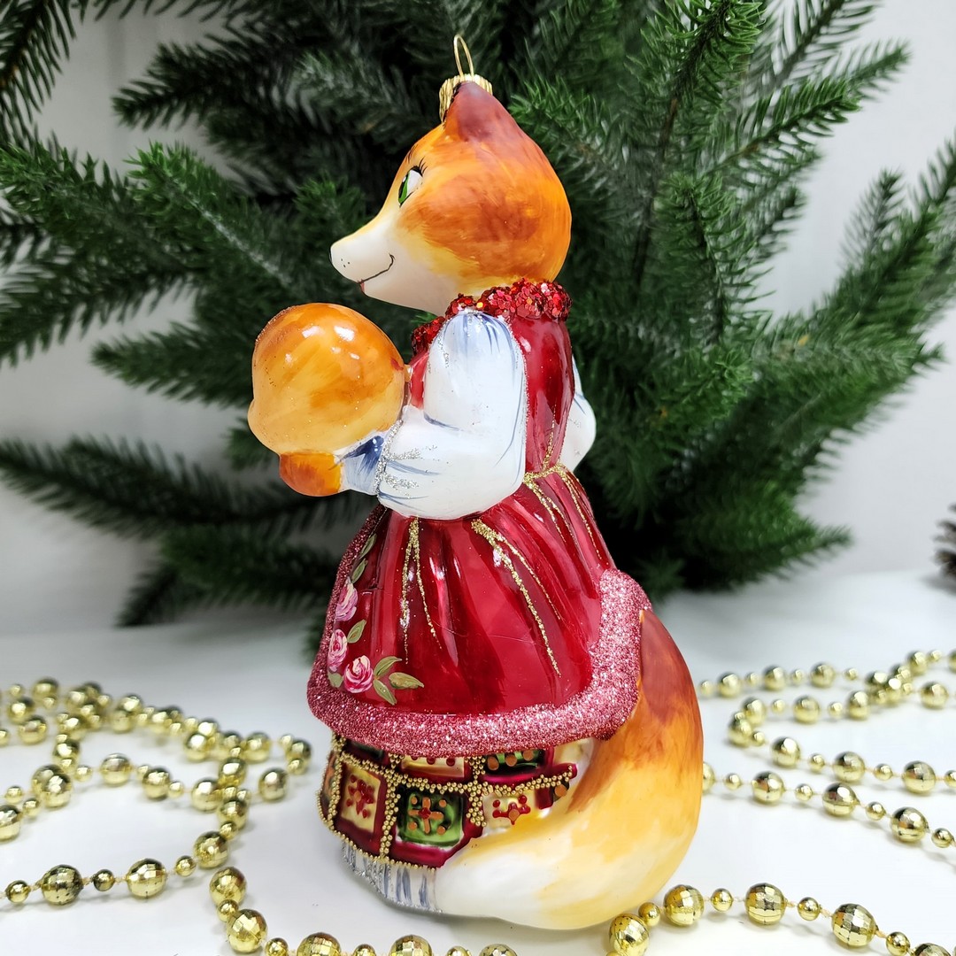 фото Стеклянная елочная игрушка Лиса с колобком